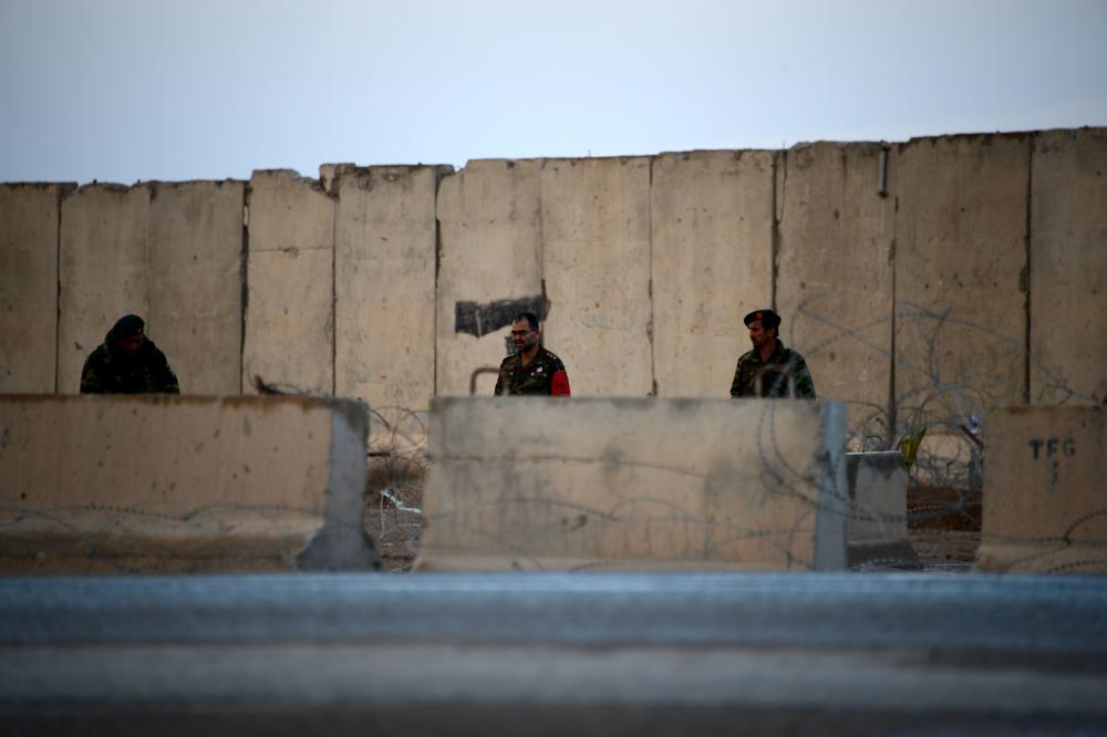 The Weekend Leader - Rockets strike Kandahar airport, flights suspended