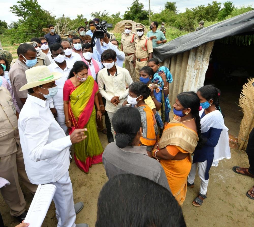 The Weekend Leader - Telangana to implement Dalit Bandhu in four mandals