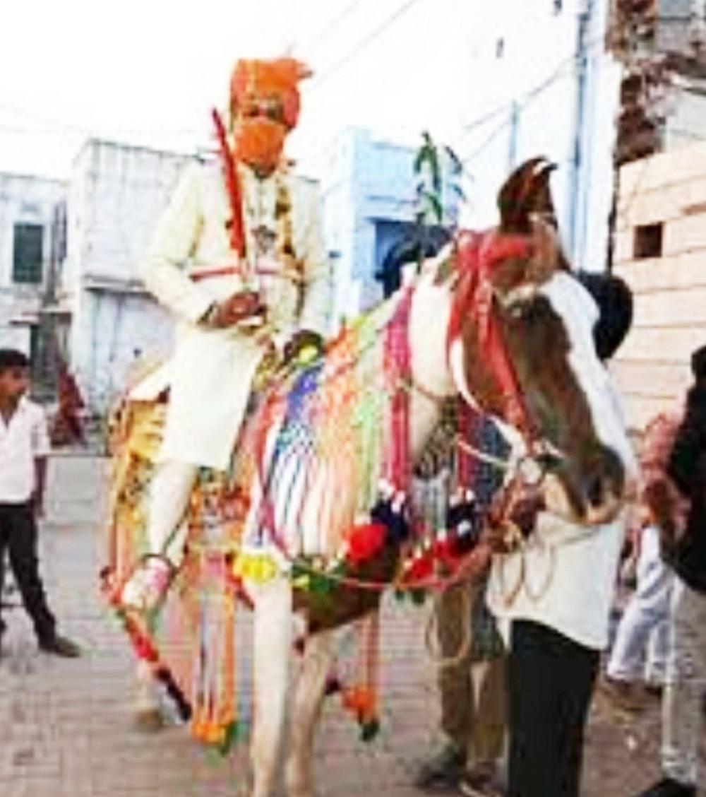 The Weekend Leader - ﻿Dalit youth seeks police protection to ride horse at wedding
