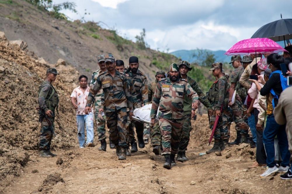 The Weekend Leader - Manipur landslide toll 27 as 8 more bodies found, over 40 missing