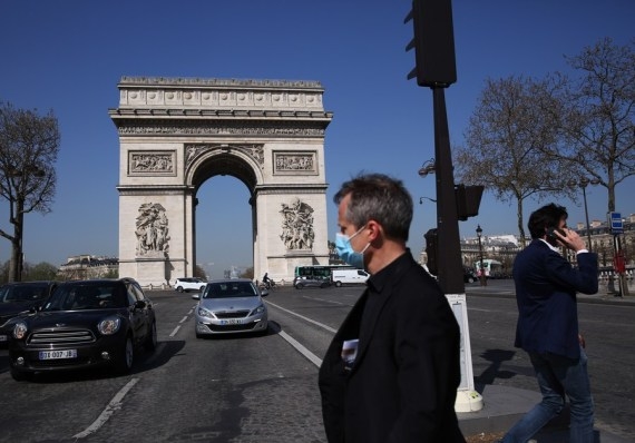 The Weekend Leader - France eyes 50mn foreign tourists in 2021