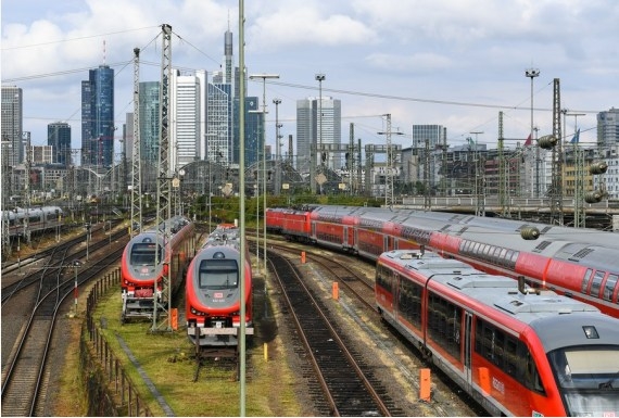 The Weekend Leader - Train services in Germany hit by 6-day strike