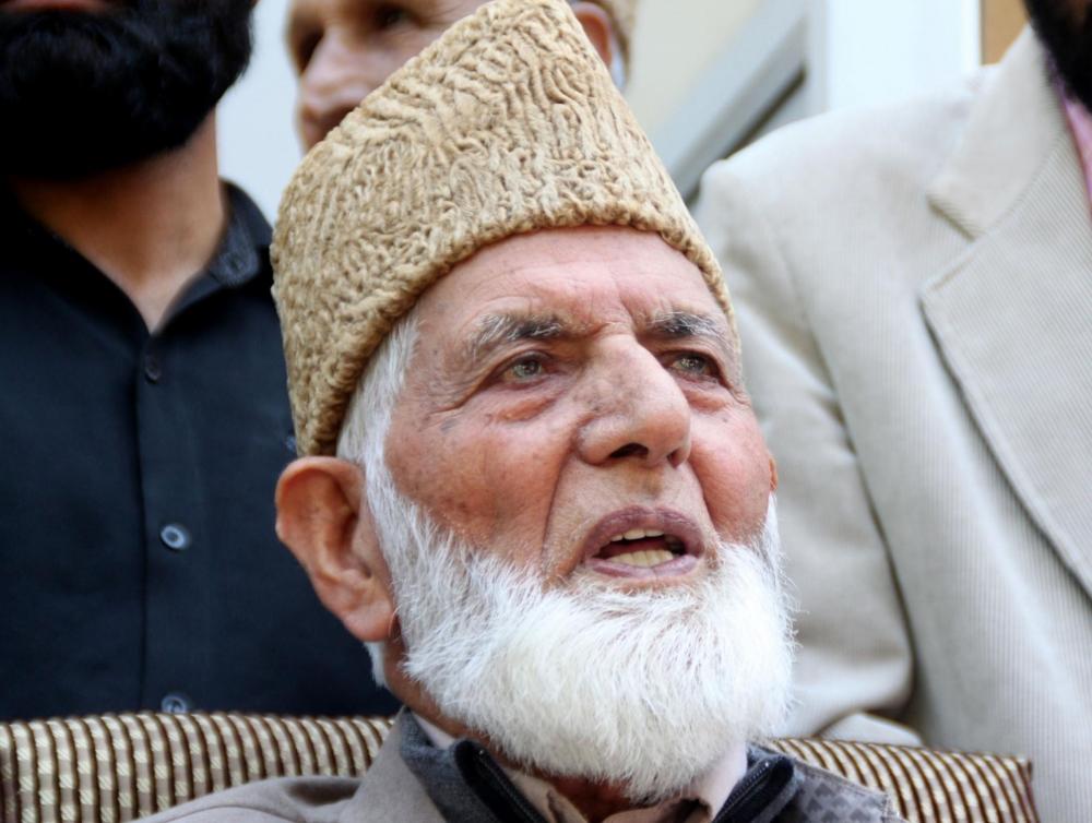 The Weekend Leader - Geelani's end leaves a void in 'separatist movement' in Kashmir