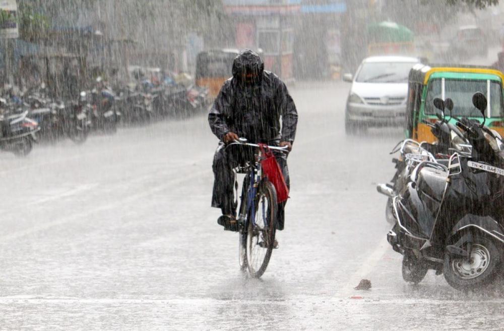 The Weekend Leader - TN, Puducherry Brace for Rain and Strong Winds, IMD Warning for Coastal Areas