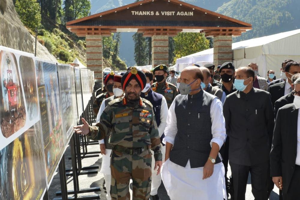 The Weekend Leader - ﻿Ahead of PM's visit, Rajnath Singh inspects Atal Tunnel