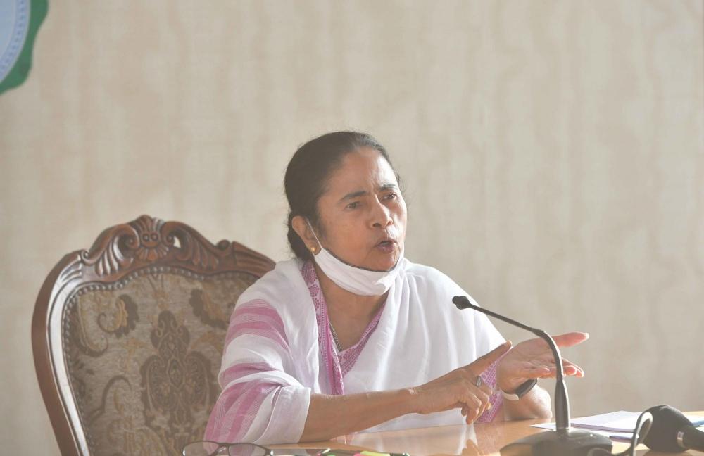 The Weekend Leader - Maharashtra: Congress livid as Didi writes UPA's epitaph