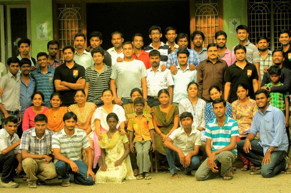 The Weekend Leader - Former Chennai Presidency College students start Vazhai, an NGO, to mentor rural children