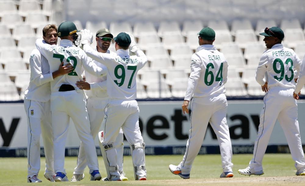 The Weekend Leader - SA v IND, 2nd Test: Solid bowling display from South Africa bowl out India for 202