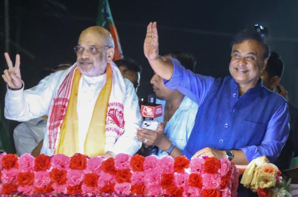The Weekend Leader - Voting For Ajmal, Hussain Is Like 'Expecting Milk From Male Cow': Assam CM