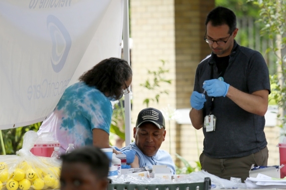 The Weekend Leader - US hits 70% Covid vaccination goal amid resurgence