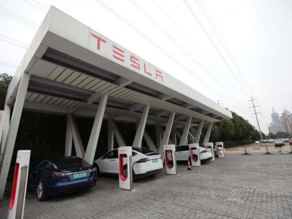 The Weekend Leader - Four Tesla models approved for Indian roads