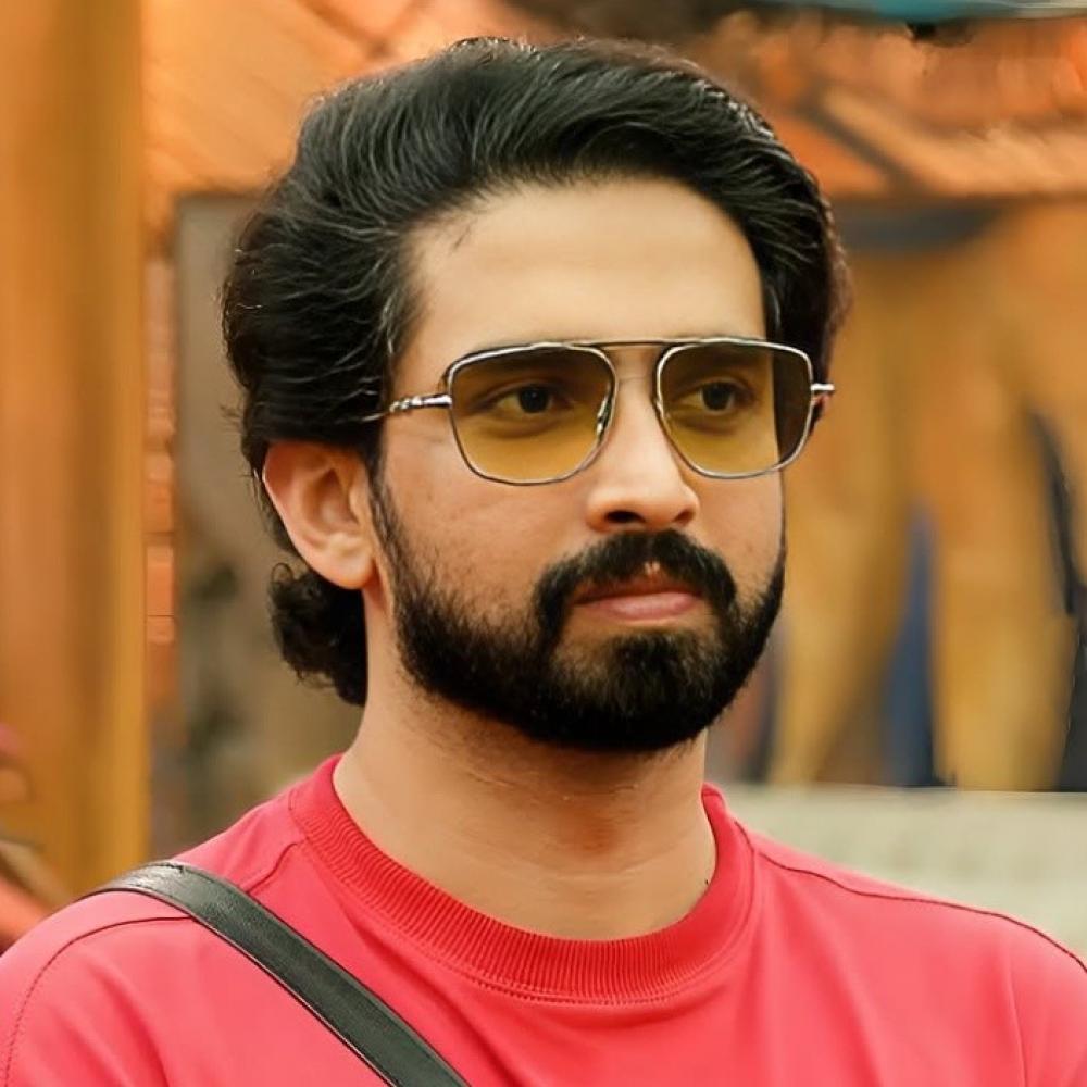 The Weekend Leader - Music Composer Amaal Mallik Talks About Lost Love, Depression and Drive to Succeed