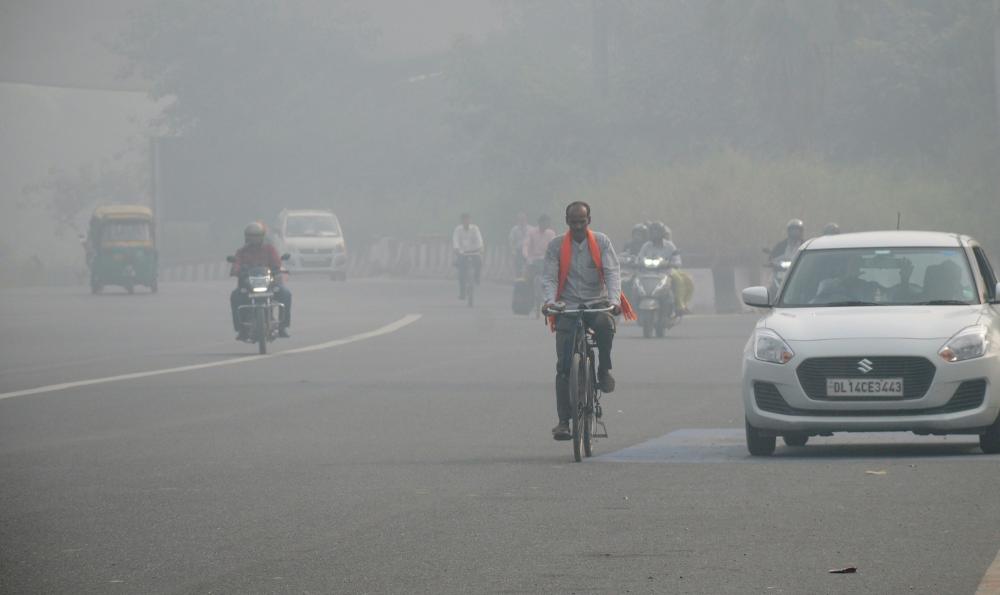The Weekend Leader - Delhi's air quality turns 'severe'; Doctors warn prolonged exposure could lead to serious problems