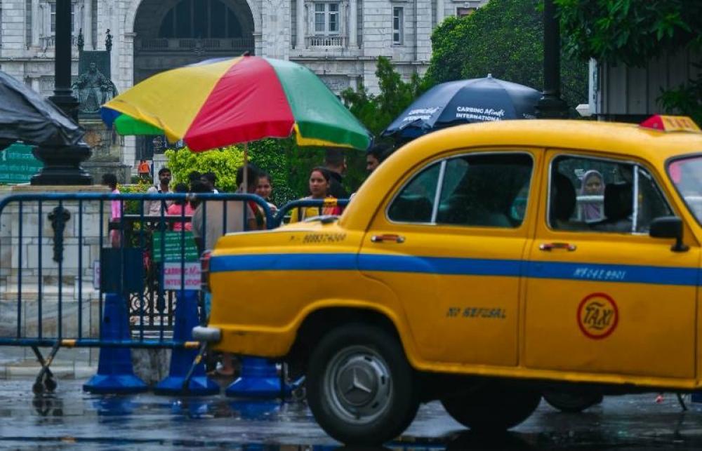 The Weekend Leader - TMC Opposes ECI Plan For Polling Booths Inside Housing Complexes