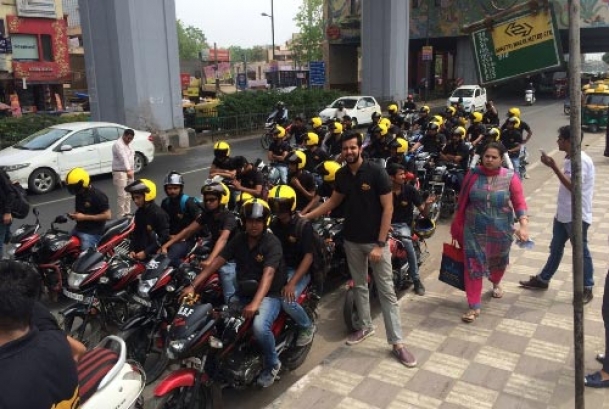 The Weekend Leader - Plying for a rate as low as Rs 5 per km, the motorcycles are a boon to short-distance commuters | Culture | New Delhi