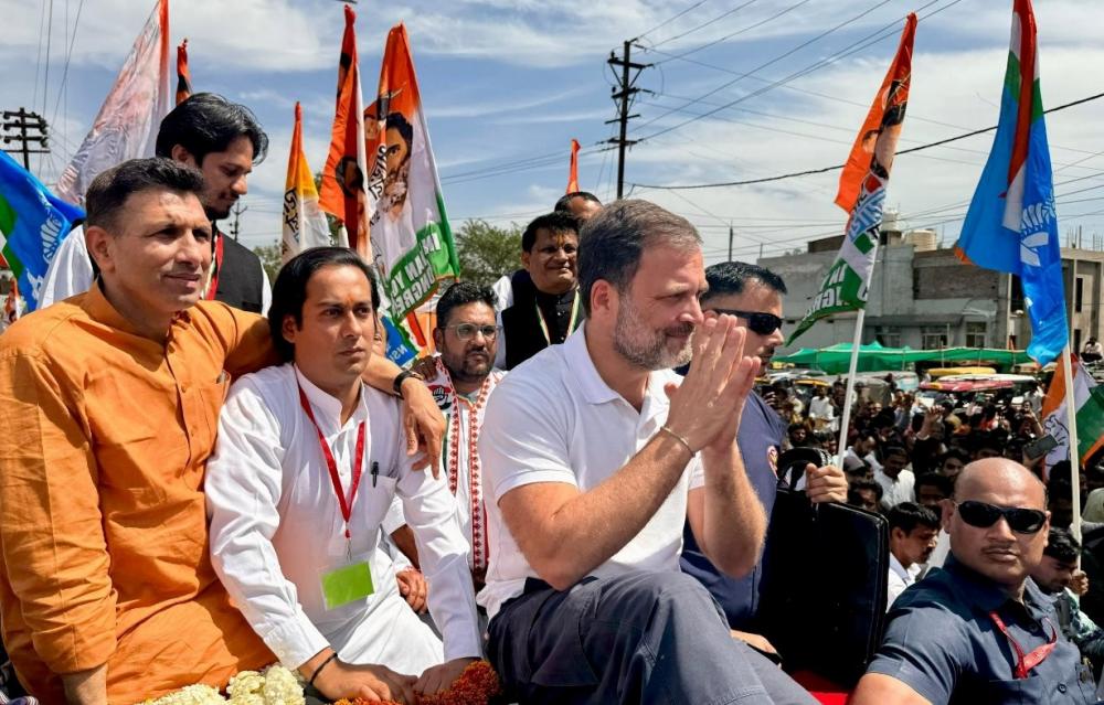 The Weekend Leader - Rahul Gandhi Promises Caste Census for Social Justice If INDIA Bloc Wins