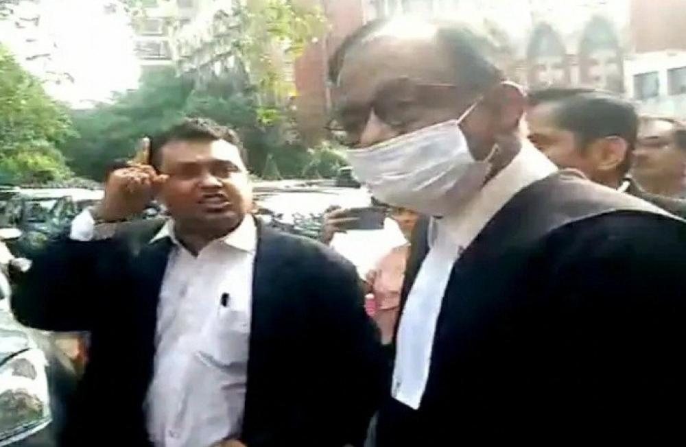 The Weekend Leader - Chidambaram faces heat from Congress-affiliated lawyers at Calcutta HC