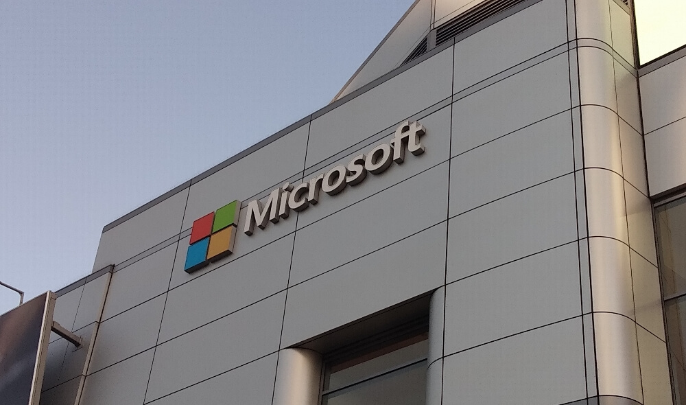 Microsoft Teams allows 20K participants, Cloud-based phone calling