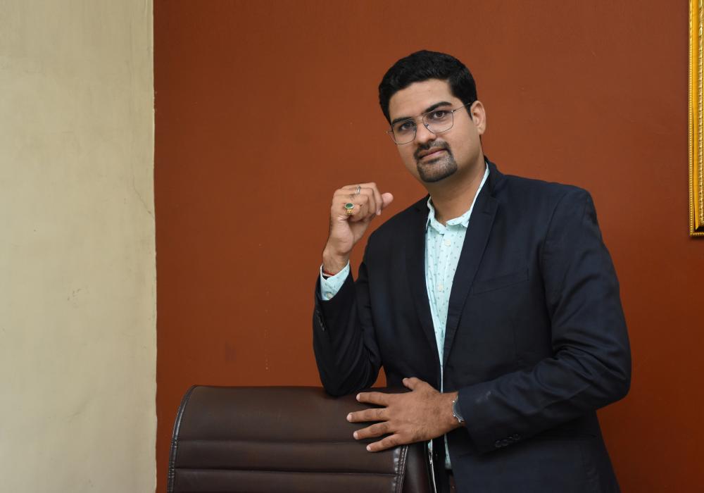 The Weekend Leader - Karan Chopra, Founder, Chirayu Power Private Limited | Success Story