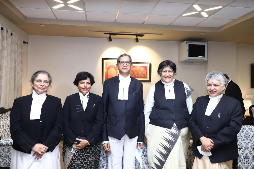 The Weekend Leader - Women still facing challenges in legal field 75 yrs after Independence: CJI
