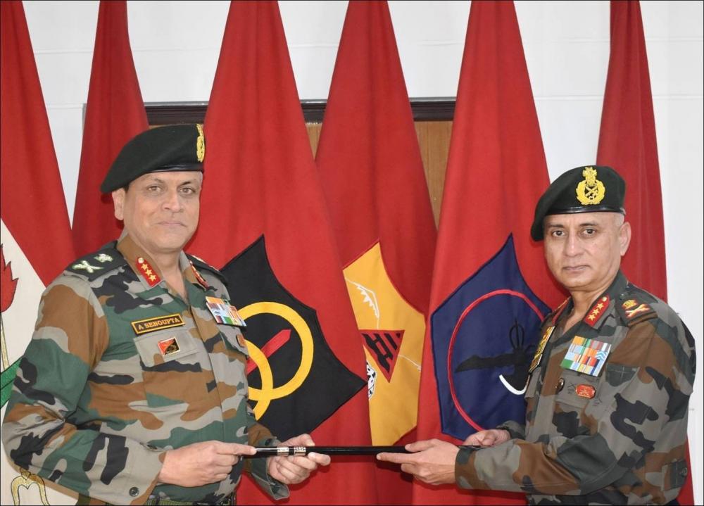 The Weekend Leader - Lt Gen Anindya Sengupta takes command of 'Fire And Fury' Corps