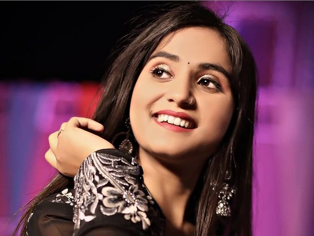 The Weekend Leader - Renuka Panwar opens up on her song crossing 1 bn views