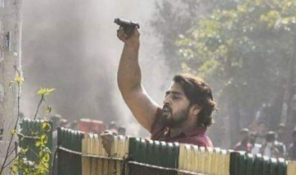 Delhi riots accused who pointed gun at cop undergoes forensic check