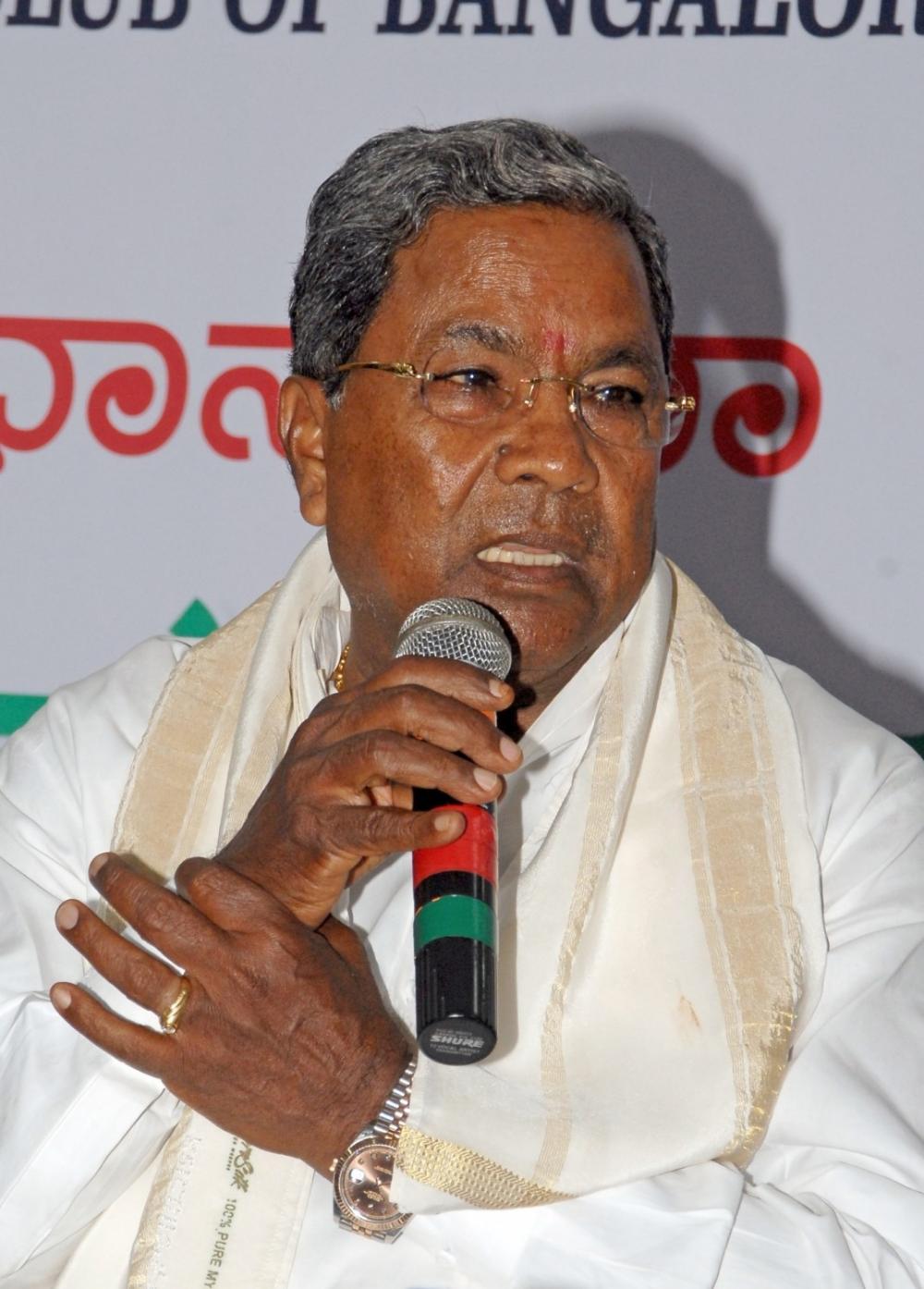 The Weekend Leader - Dalit CM 'challenge' bothers Karnataka Congress