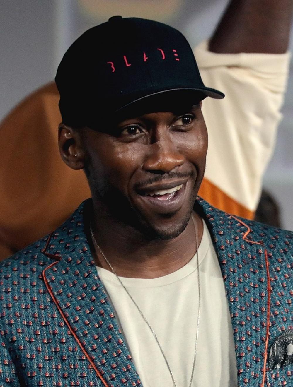 The Weekend Leader - Mahershala Ali's limited series 'The Plot' draws multiple bidders