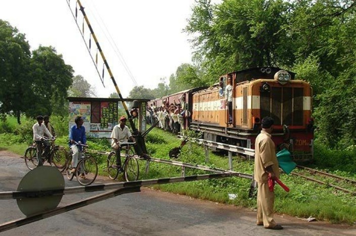 The Weekend Leader - Shakuntala Express, the train that runs on India’s only Private Railway 