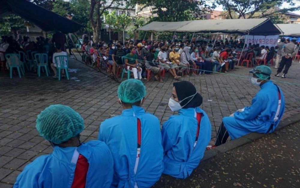 The Weekend Leader - 1,031 Indonesian medical workers die from Covid