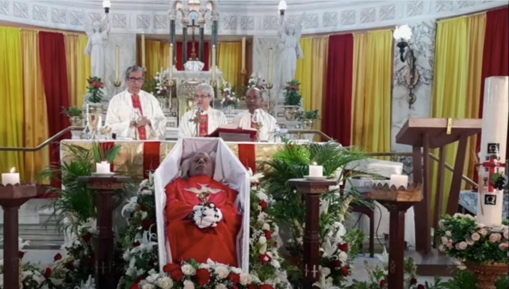 The Weekend Leader - Stan Swamy laid to rest in Bandra church