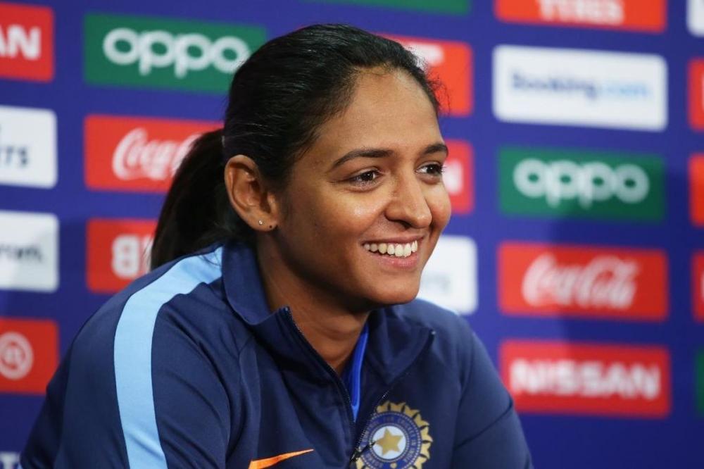 The Weekend Leader - Playing back-to-back cricket makes things clear: Harmanpreet