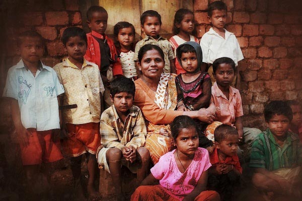 The Weekend Leader - Story of Anuradha Bhosale  of Avani, an NGO in Kolhapur working for child rights 