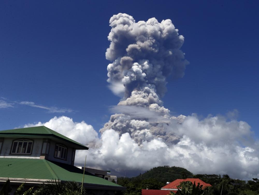 The Weekend Leader - Philippine volcano billows 'greyish plume'