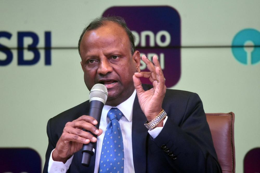 The Weekend Leader - Andhra appoints former SBI chief Rajnish Kumar as economic advisor