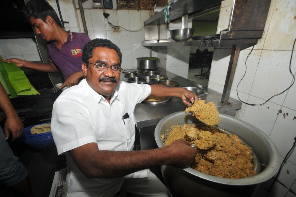 The Weekend Leader - Success story of K R Raja, owner of Sri Raja Biryani hotel chain and Raja Lodge, Coimbatore