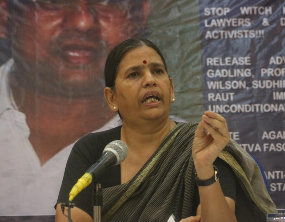 The Weekend Leader - Bhima Koregaon case: SC junks NIA's plea challenging bail to Sudha Bharadwaj