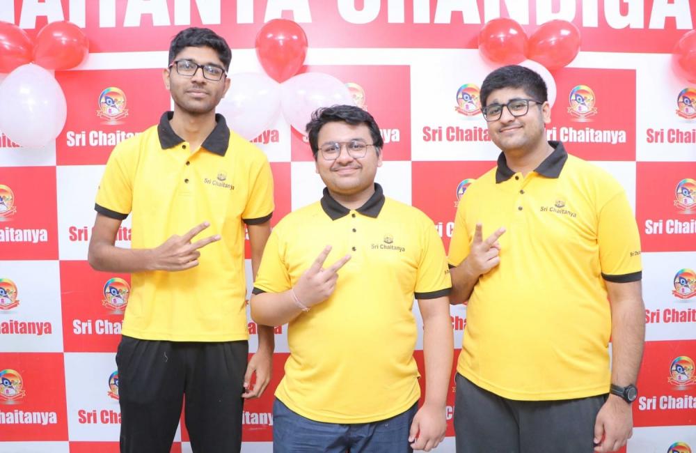 The Weekend Leader - Mrinal of Punjab bags all-India fifth rank in JEE mains