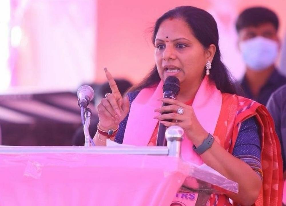 The Weekend Leader - KCR's daughter hits back at Telangana Governor