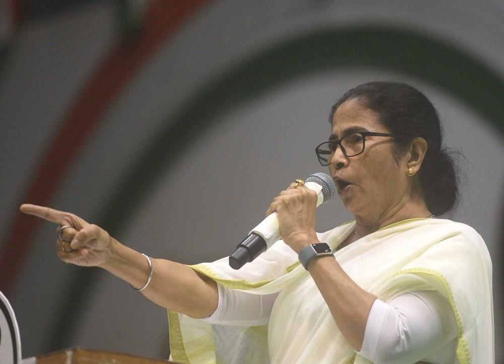 The Weekend Leader - I was not invited properly for Netaji statue unveiling: Mamata