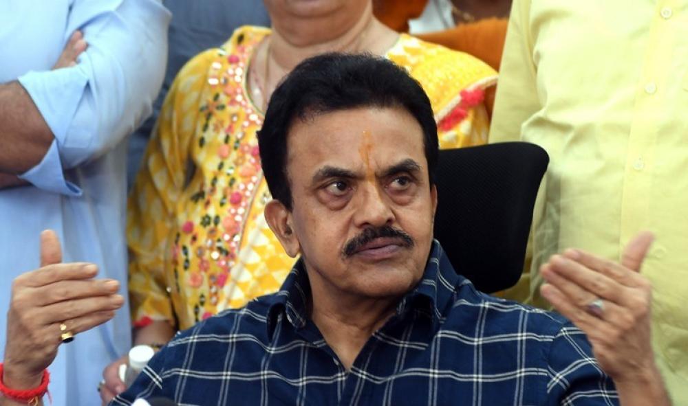 The Weekend Leader - Bihar Polls: Sanjay Nirupam Says Congress Ignoring Tejashwi Yadav, Weakening Mahagathbandhan