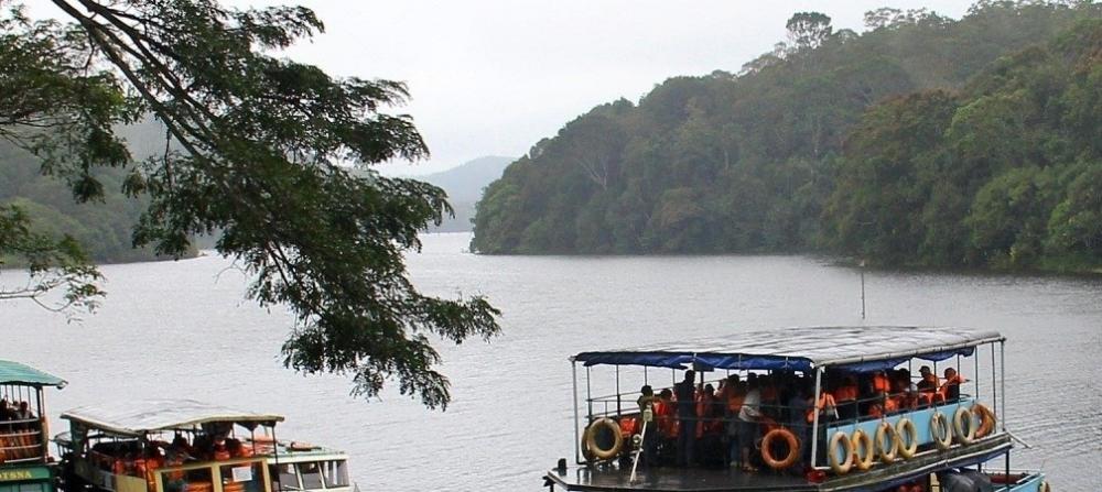 The Weekend Leader - Kerala Oppn demands probe into order allowing TN to cut trees at Mullaperiyar dam