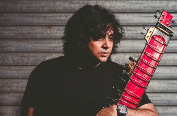 The Weekend Leader - From Sitar to EDM, Niladri Kumar has come a long way enthralling music lovers  | Culture | New Delhi