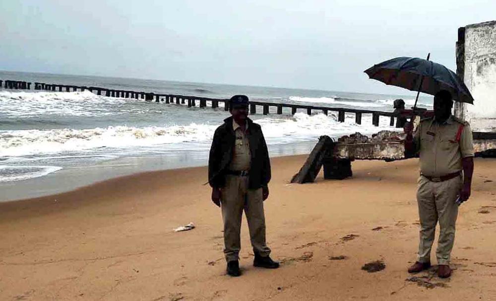 The Weekend Leader - Police yet to trace origin of bullet that hit Kerala fisherman