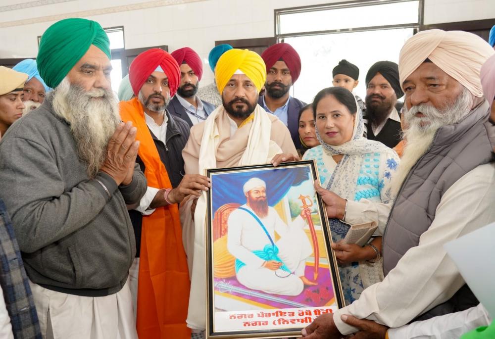The Weekend Leader - Punjab CM inaugurates statue of Sikh revolutionary leader