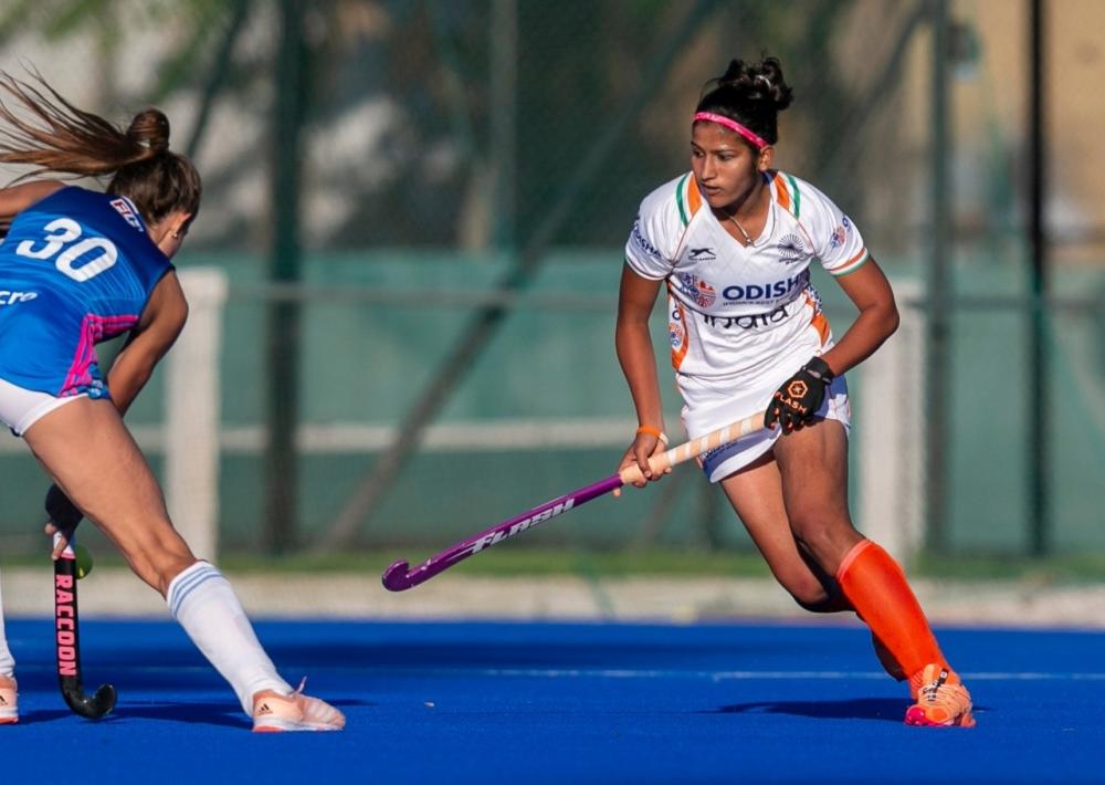 The Weekend Leader - I'll lead from the front at Olympics: woman hockey forward Navneet