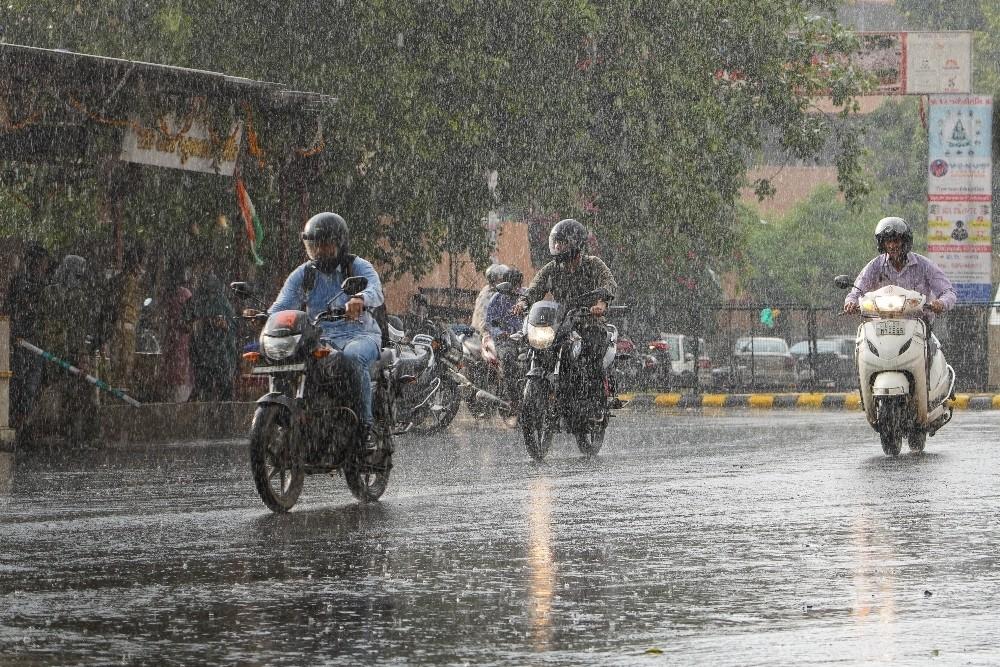 The Weekend Leader - Delhi Faces Yellow Alert Amidst 41-Year Rainfall Record
