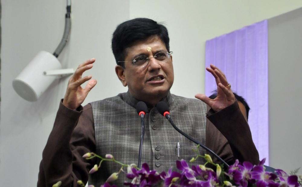 The Weekend Leader - Goyal holds talks with auto industry players, aims for 20% modal share by 2021-22