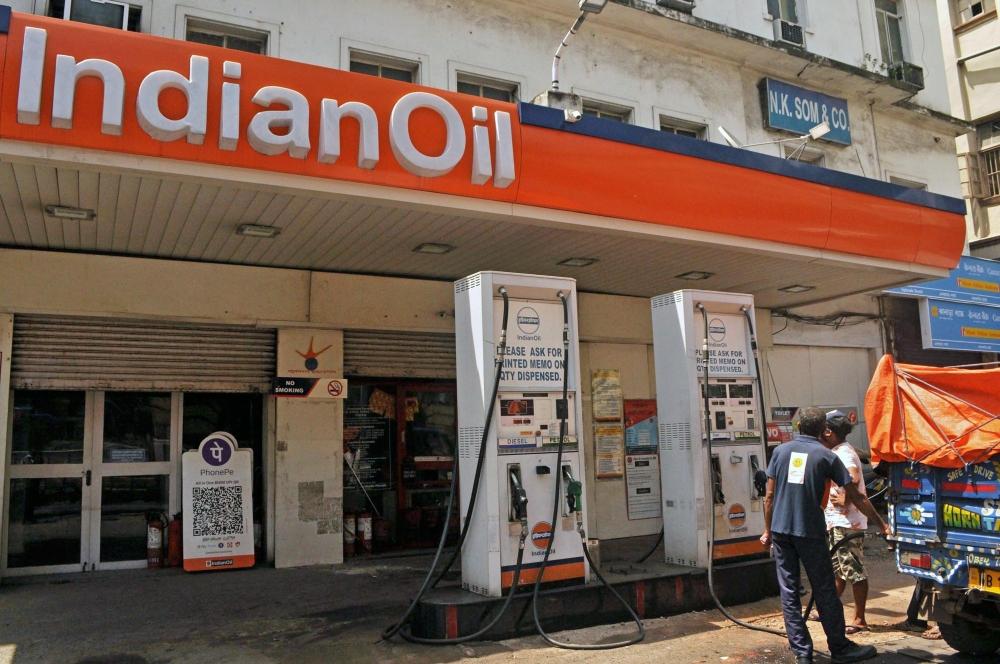 The Weekend Leader - IndianOil refinery utilisation rises to 100% in November